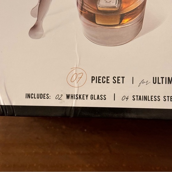 Whiskey Drinking Duo Set - Picture 3 of 7